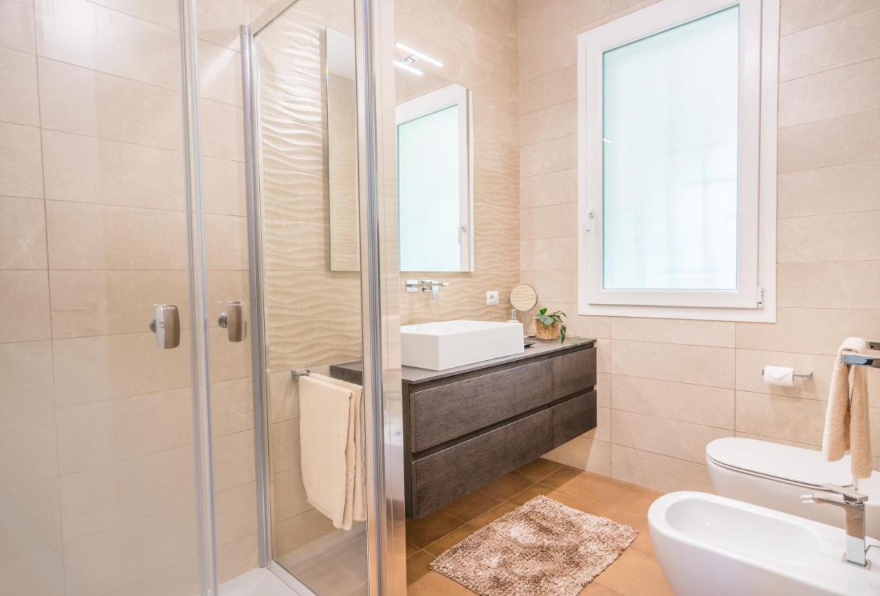 Villa Acquario Elegance - 200 Mt Dalla Spiaggia 토레 델레 스텔레 외부 사진