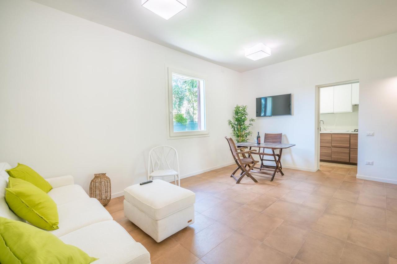 Villa Acquario Elegance - 200 Mt Dalla Spiaggia 토레 델레 스텔레 외부 사진