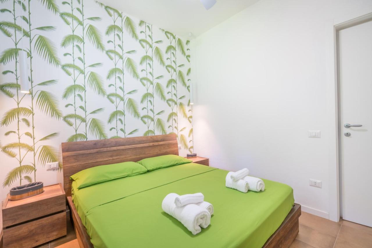 Villa Acquario Elegance - 200 Mt Dalla Spiaggia 토레 델레 스텔레 외부 사진